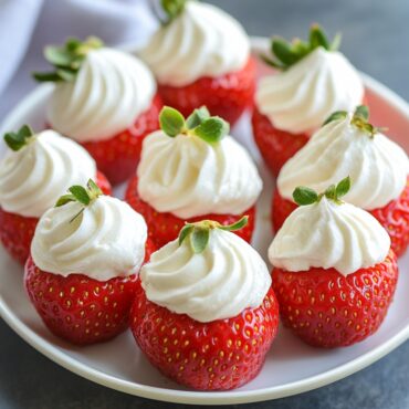 Cheesecake Deviled Strawberries Recipe