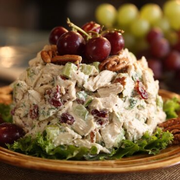 Recipe for Willow Tree Chicken Salad